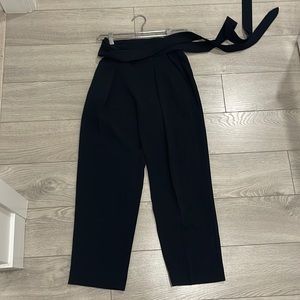 Aritiza Wilfred high waisted trousers in black size 00